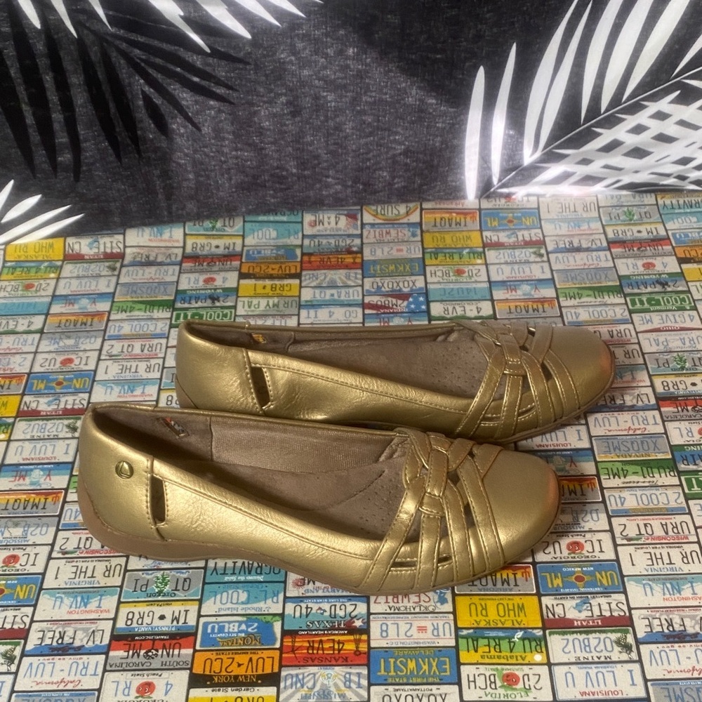 LifeStride Women’s Gold Flats Comfort Slip-On Shoes Size 5M